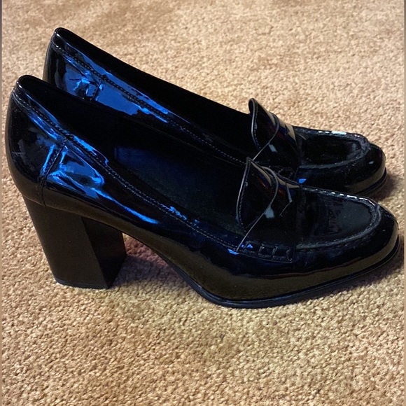 Michael Kors Heels - Picture 3 of 4